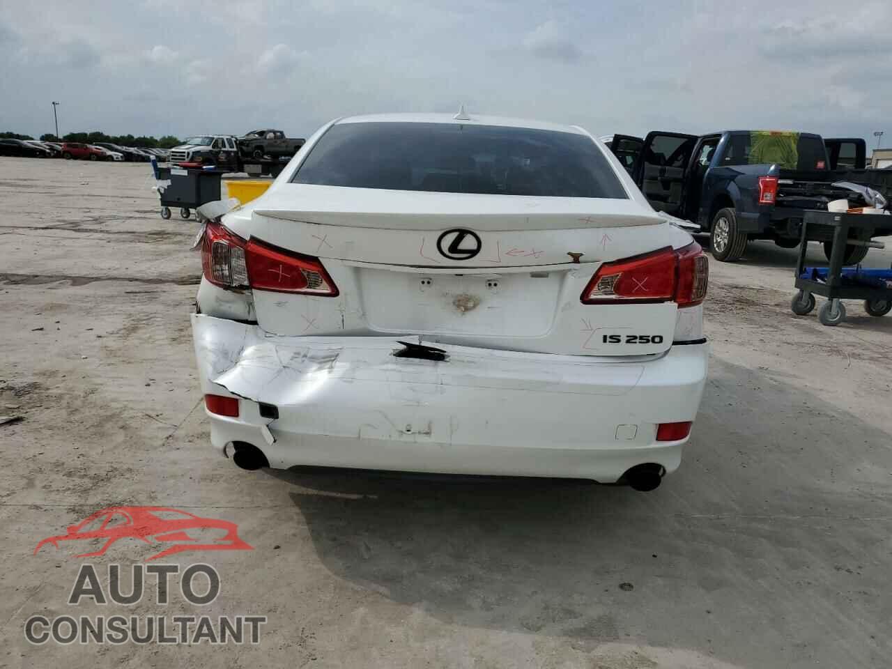 LEXUS IS 2012 - JTHBF5C25C5183791