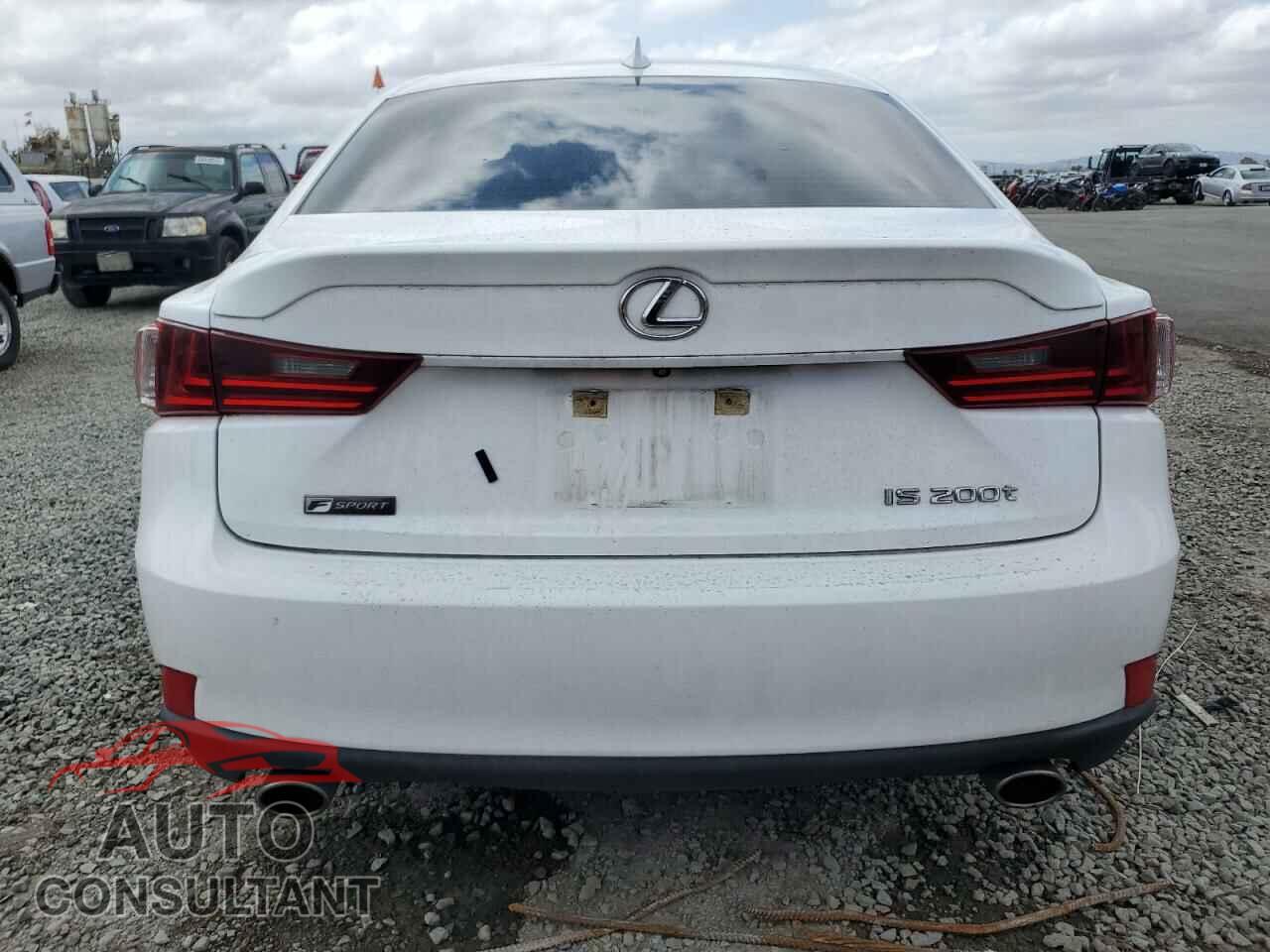 LEXUS IS 2016 - JTHBA1D24G5036602