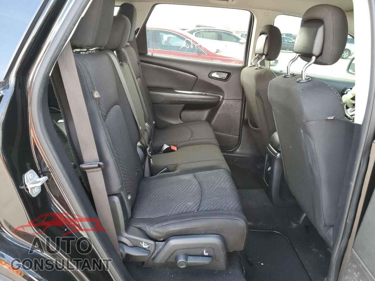 DODGE JOURNEY 2019 - 3C4PDCBB3KT810313