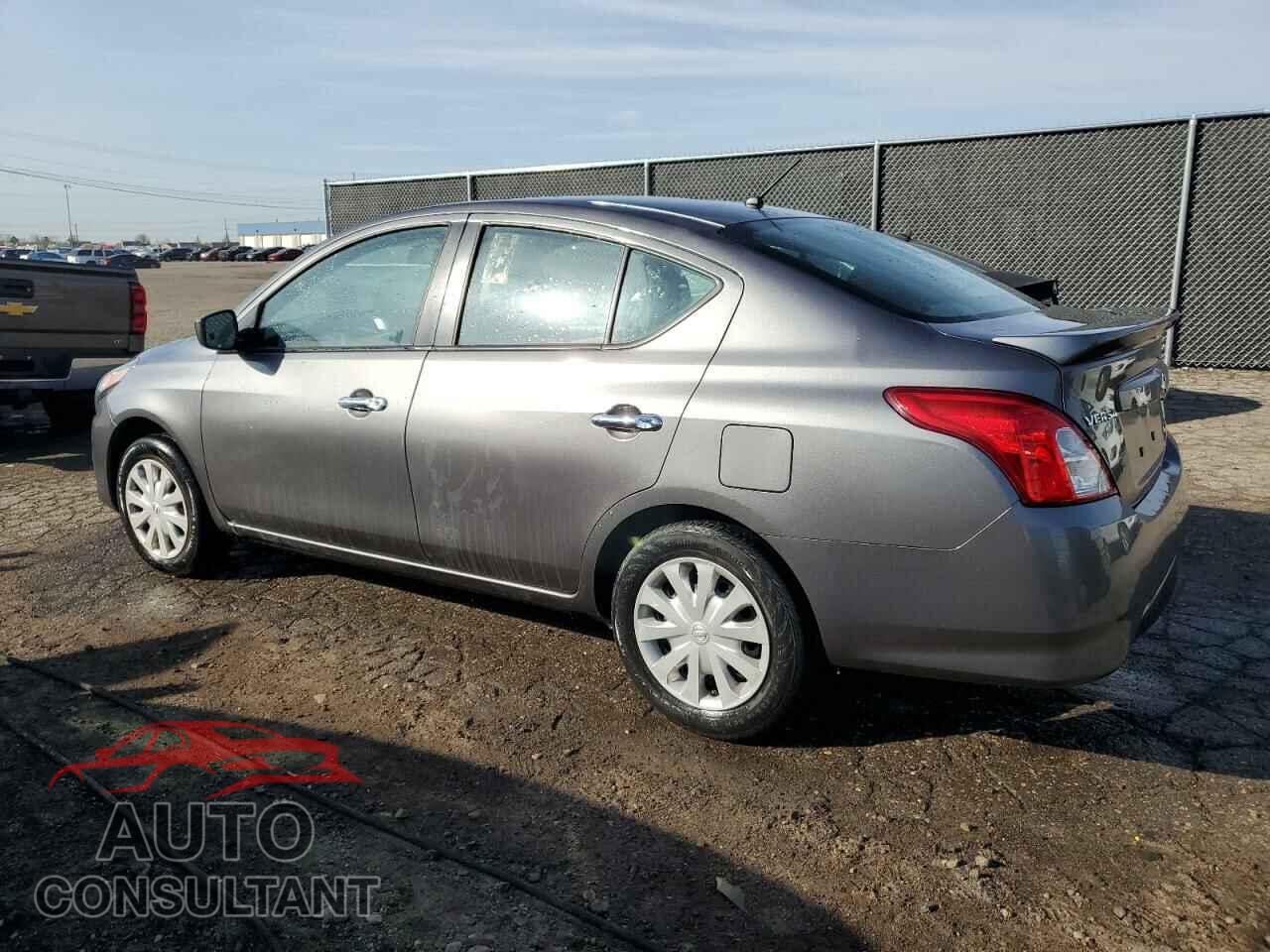 NISSAN VERSA 2017 - 3N1CN7AP8HL853038