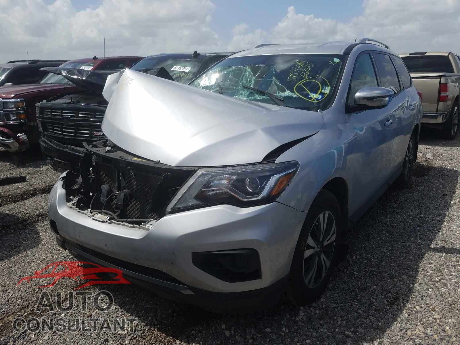 NISSAN PATHFINDER 2017 - 5N1DR2MN8HC668515