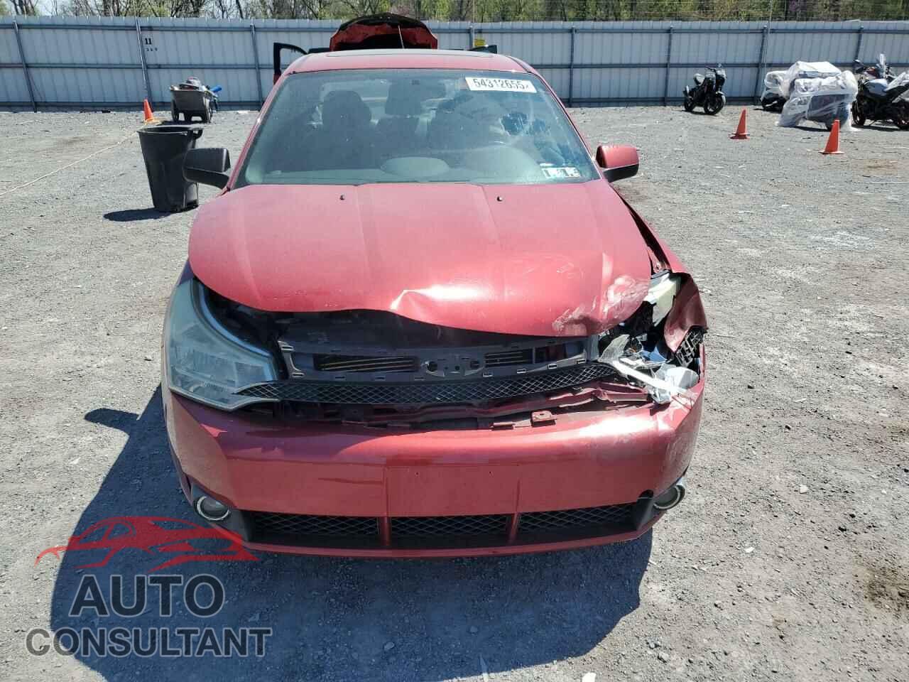 FORD FOCUS 2009 - 1FAHP36N39W145228