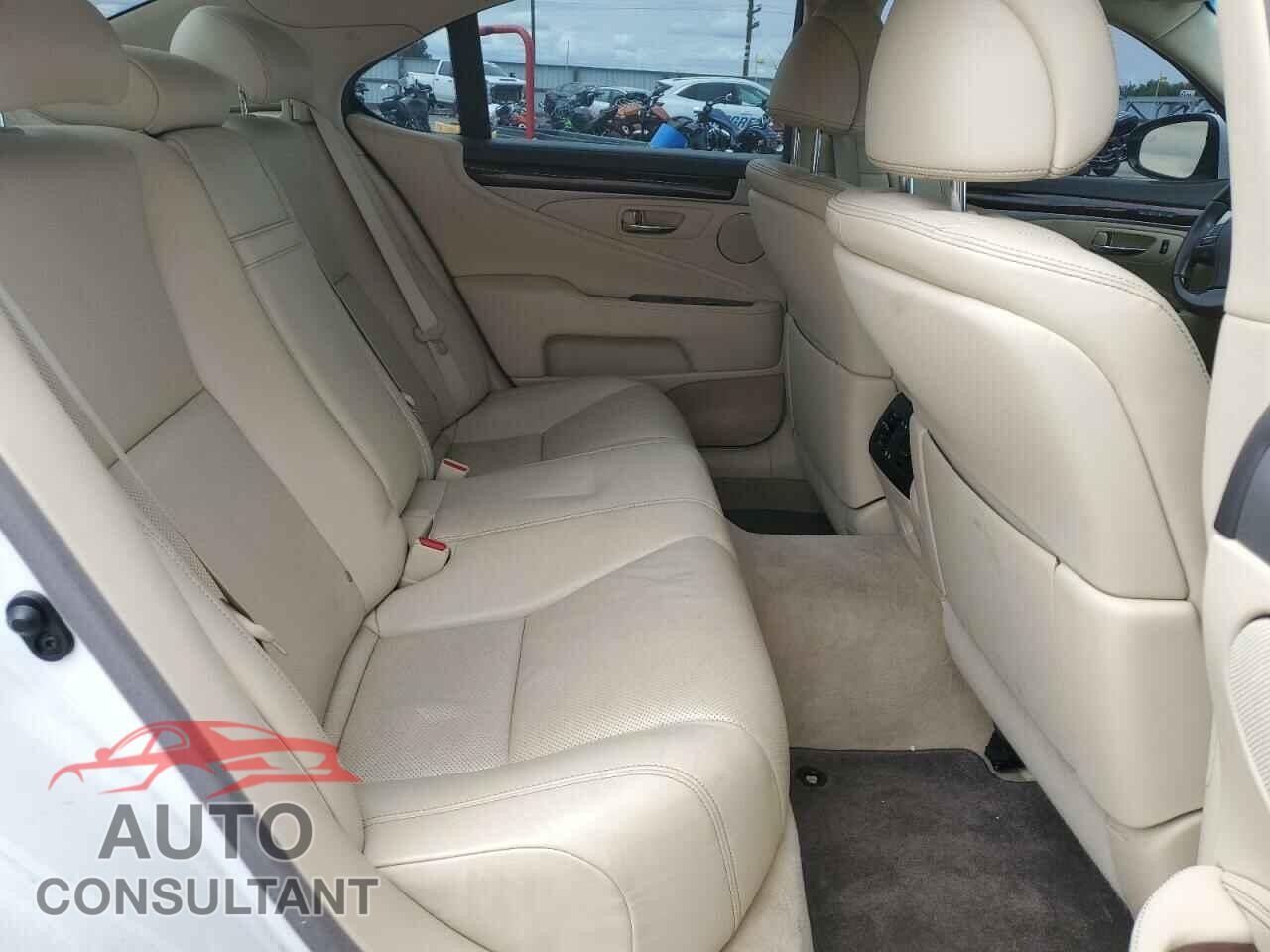 LEXUS LS460 2017 - JTHBL5EF3H5145752