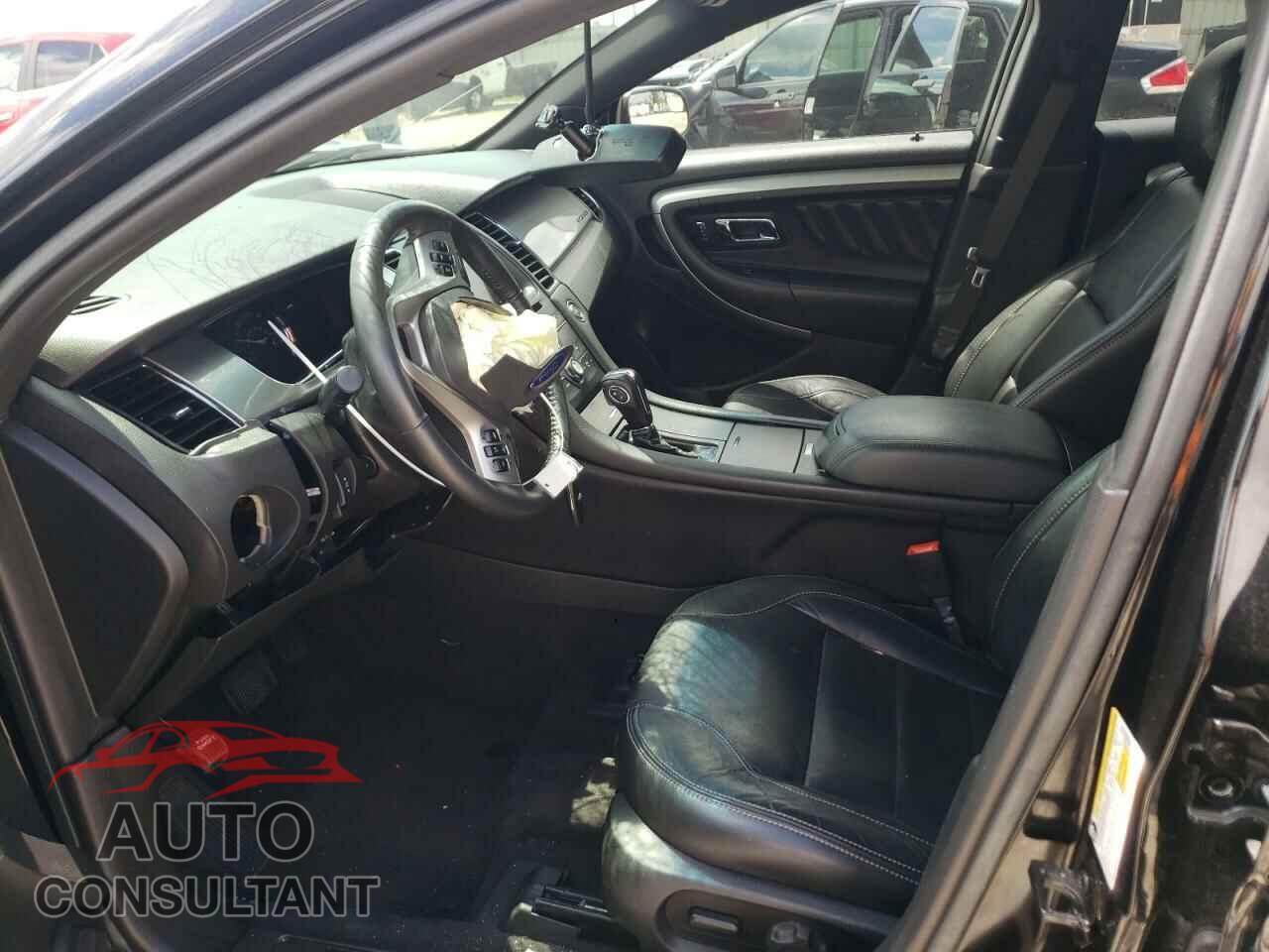 FORD TAURUS 2017 - 1FAHP2E8XHG132183
