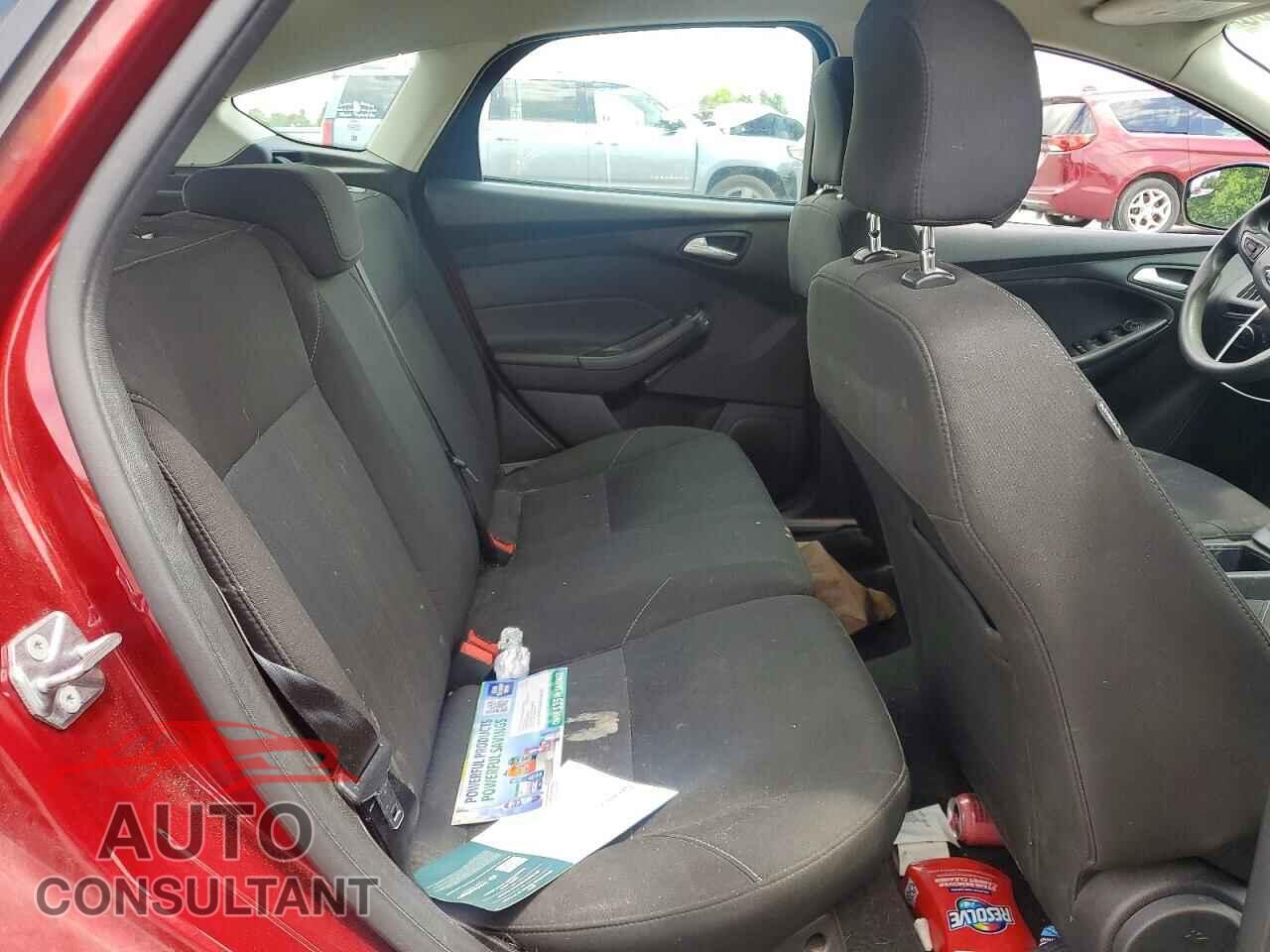 FORD FOCUS 2017 - 1FADP3K29HL297847