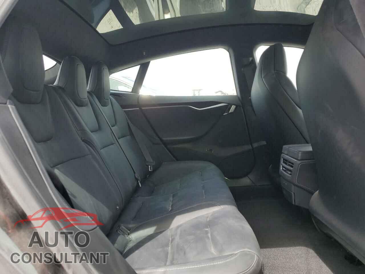 TESLA MODEL S 2019 - 5YJSA1E29KF306446
