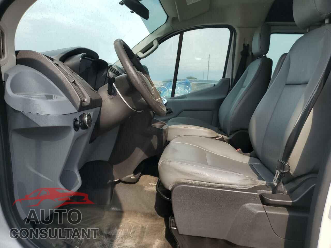 FORD TRANSIT 2015 - 1FTNR1ZG1FKB15432