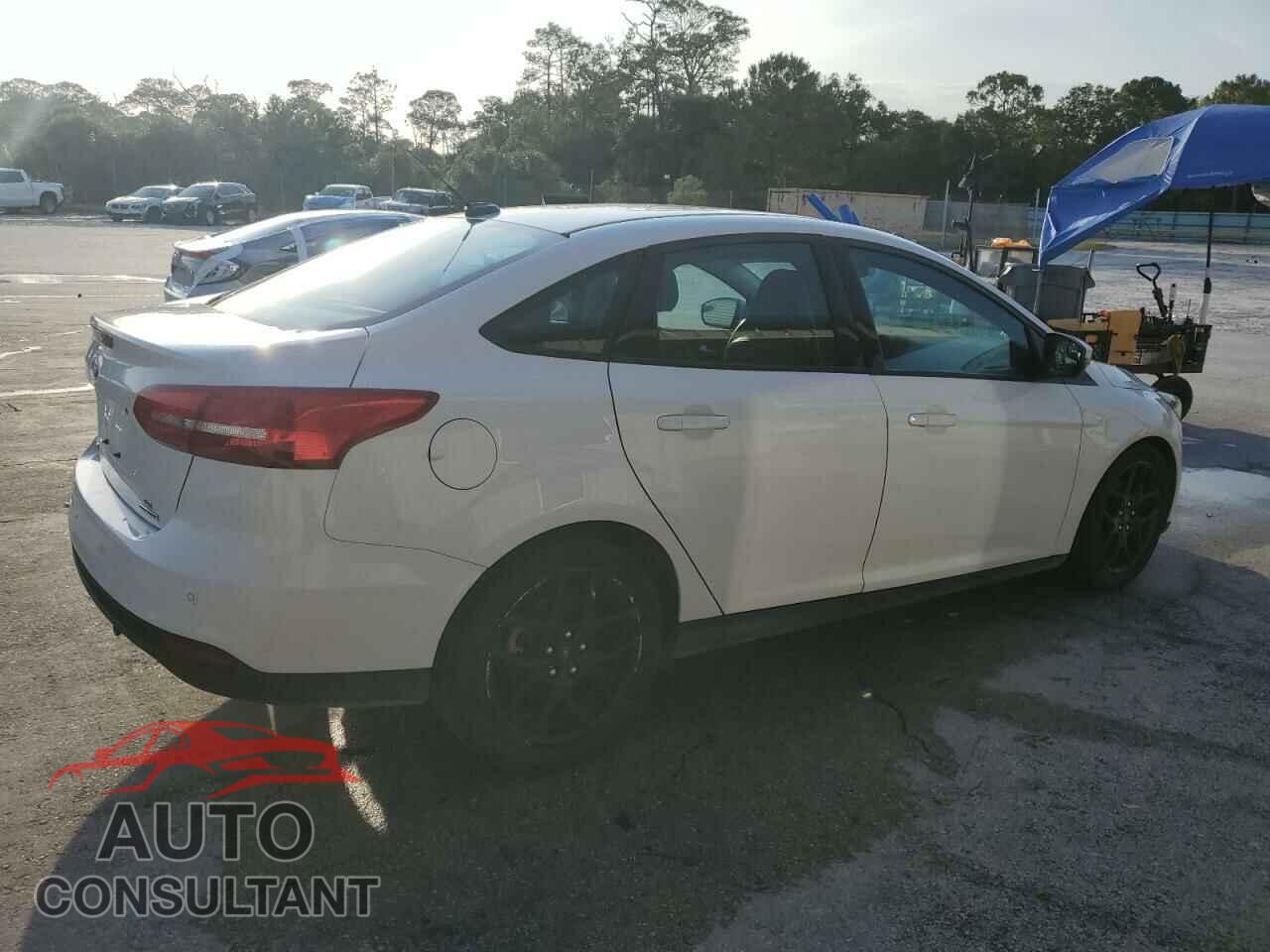 FORD FOCUS 2016 - 1FADP3F24GL235393