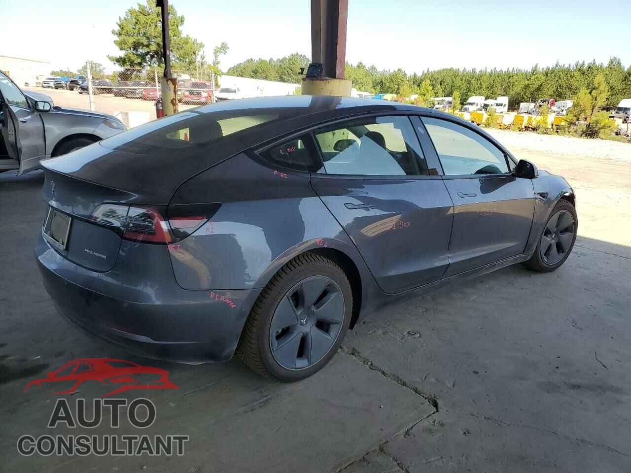 TESLA MODEL 3 2022 - 5YJ3E1EB2NF276851