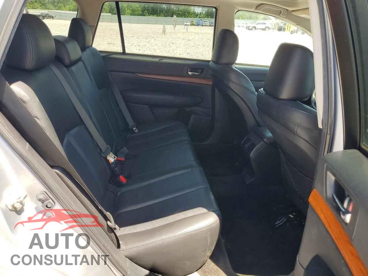 SUBARU OUTBACK 2013 - 4S4BRBKC9D3225017