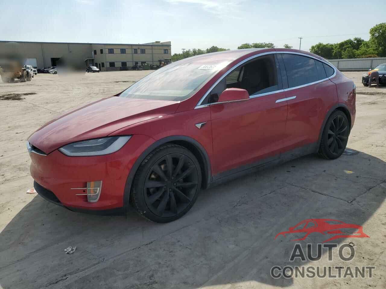 TESLA MODEL X 2018 - 5YJXCBE29JF120376