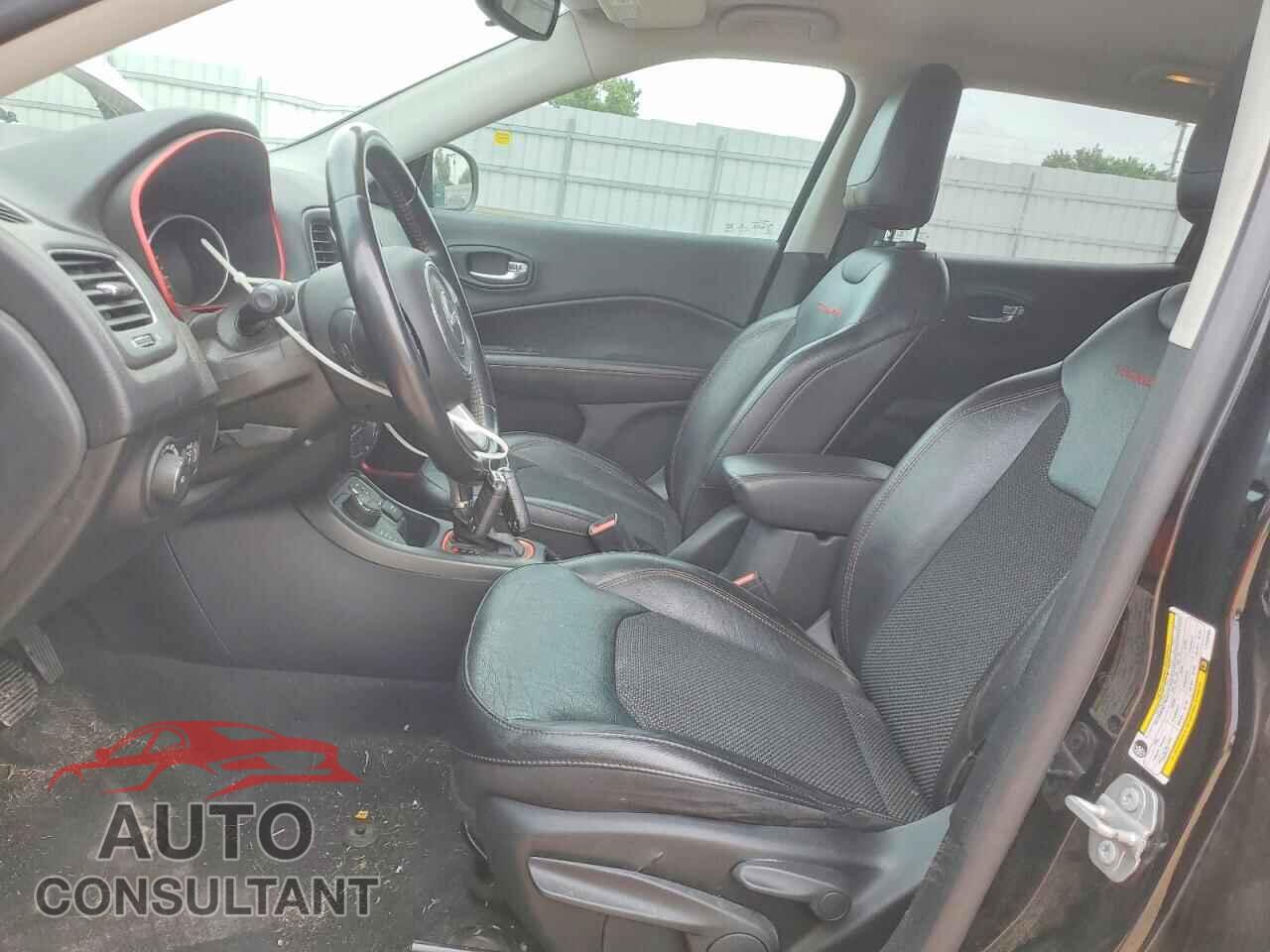 JEEP COMPASS 2020 - 3C4NJDDB3LT233299