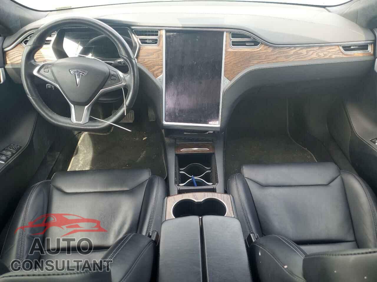 TESLA MODEL S 2017 - 5YJSA1E2XHF229871