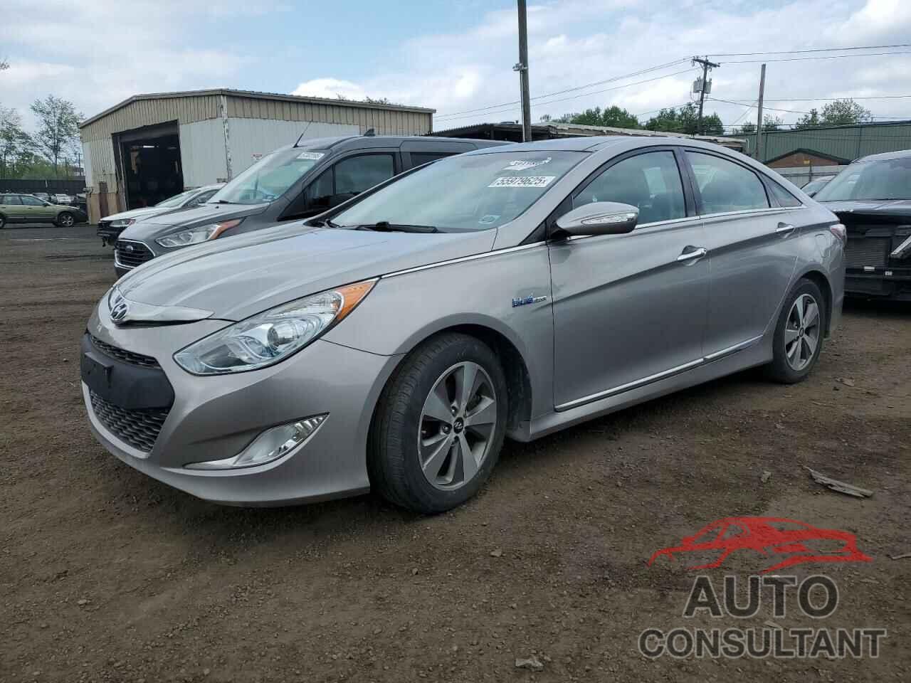 HYUNDAI SONATA 2011 - KMHEC4A49BA003736