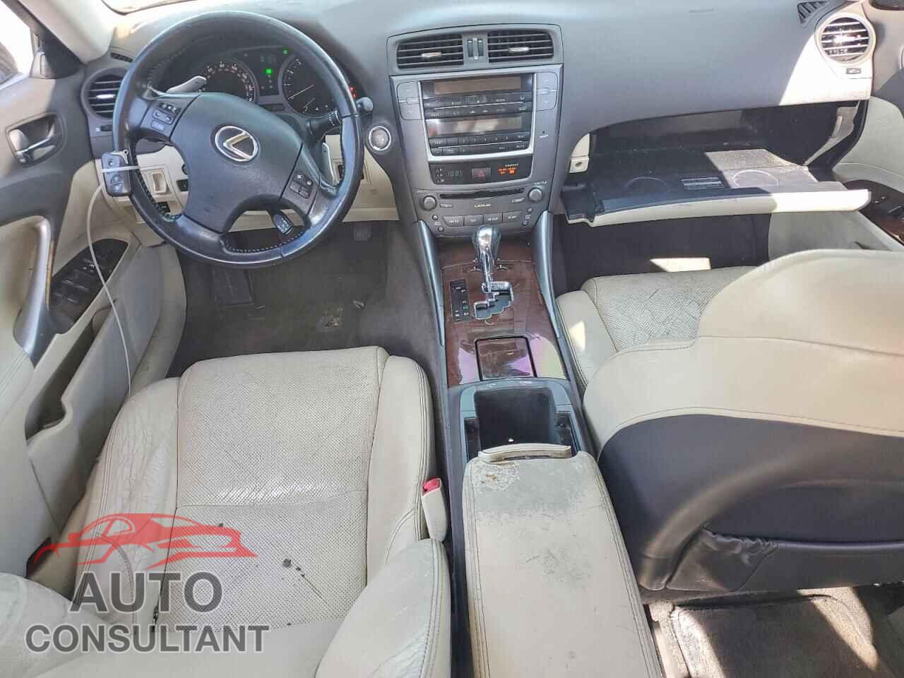 LEXUS IS 2010 - JTHCF5C24A5038727