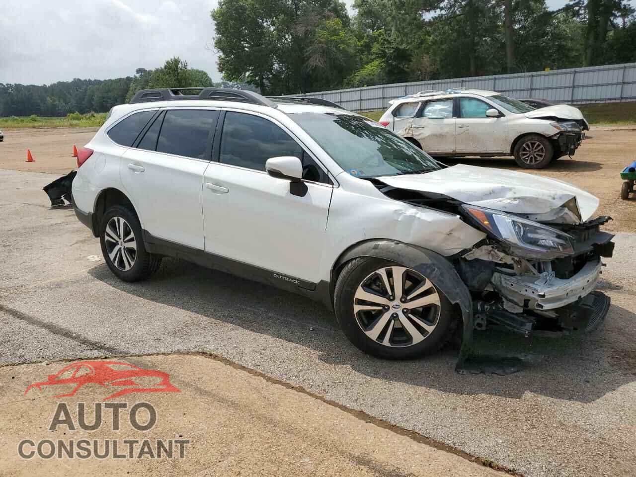 SUBARU OUTBACK 2018 - 4S4BSANC1J3219525