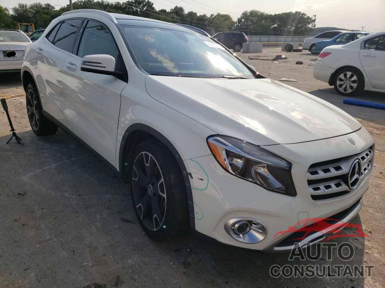 MERCEDES-BENZ GLA-CLASS 2018 - WDCTG4EBXJJ471167