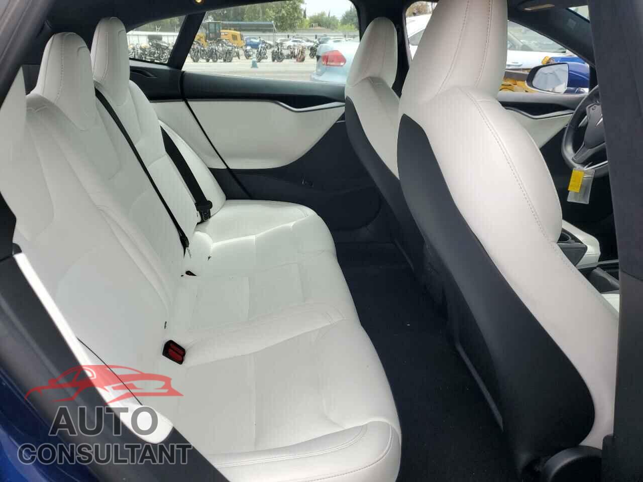 TESLA MODEL S 2020 - 5YJSA1E21LF392093