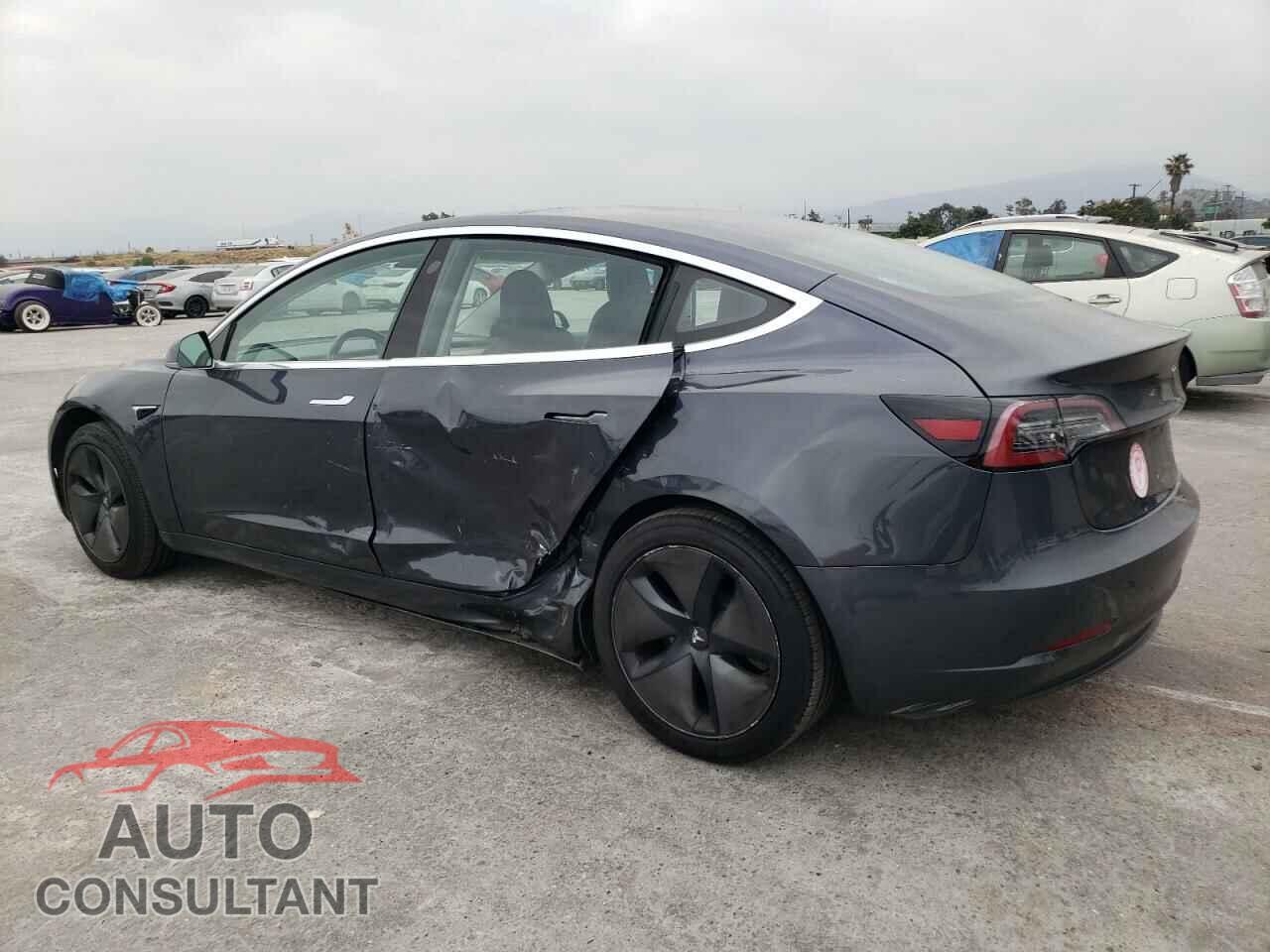 TESLA MODEL 3 2018 - 5YJ3E1EA5JF077620
