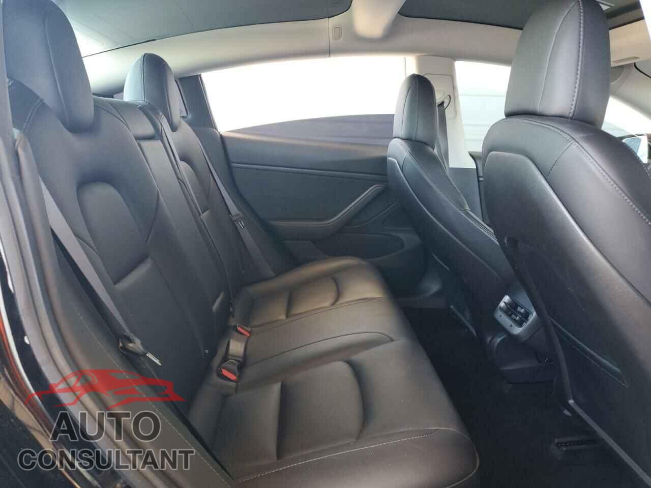 TESLA MODEL 3 2018 - 5YJ3E1EA9JF062599