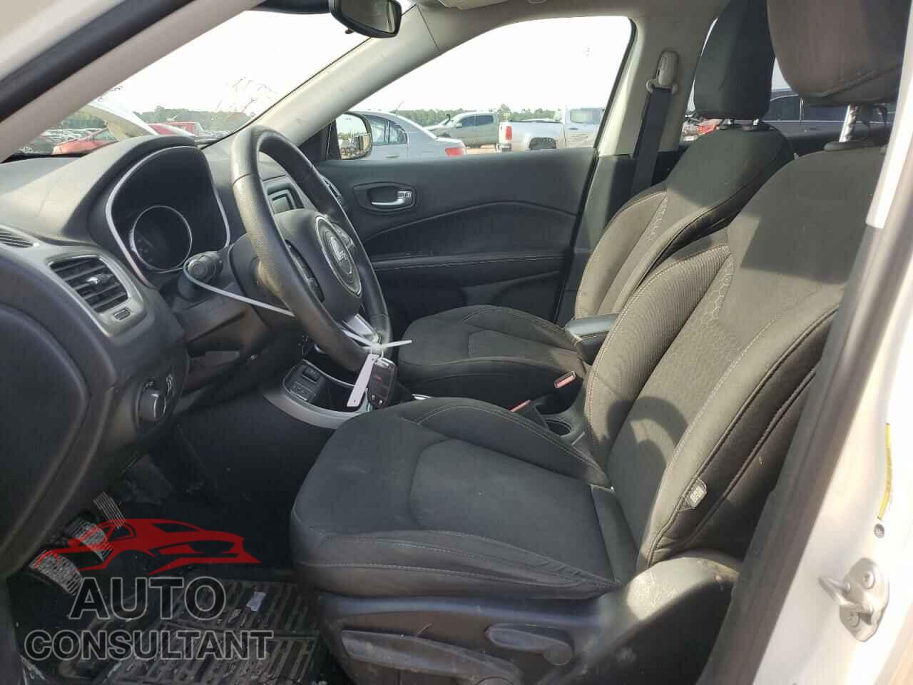 JEEP COMPASS 2017 - 3C4NJCAB7HT643450
