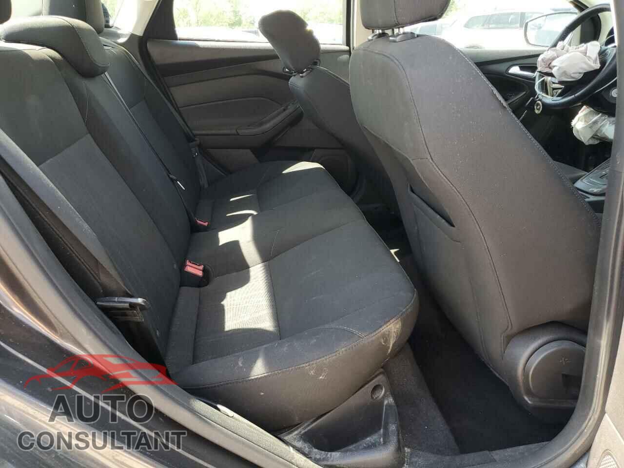FORD FOCUS 2016 - 1FADP3F29GL220145