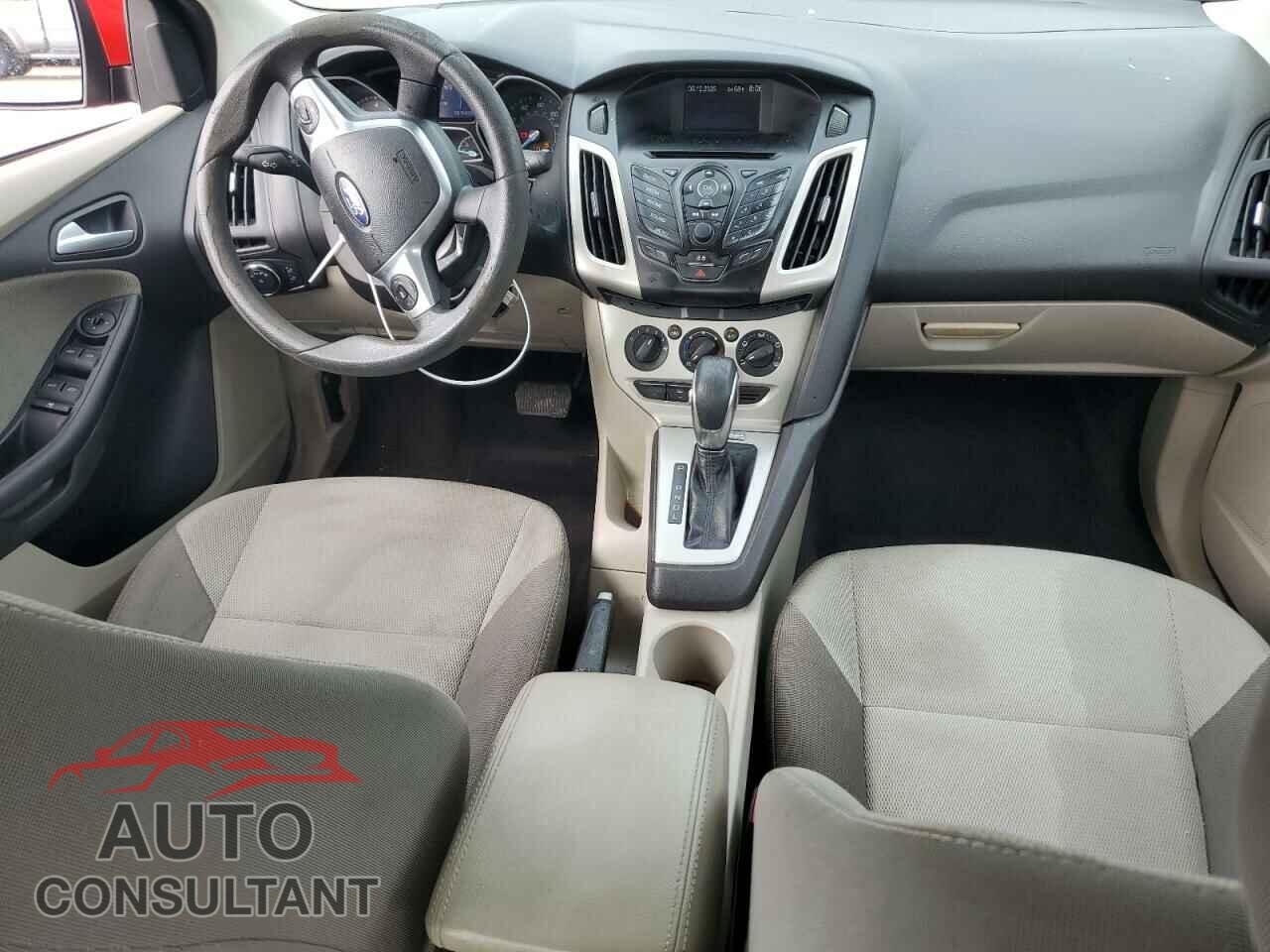 FORD FOCUS 2014 - 1FADP3F28EL177740