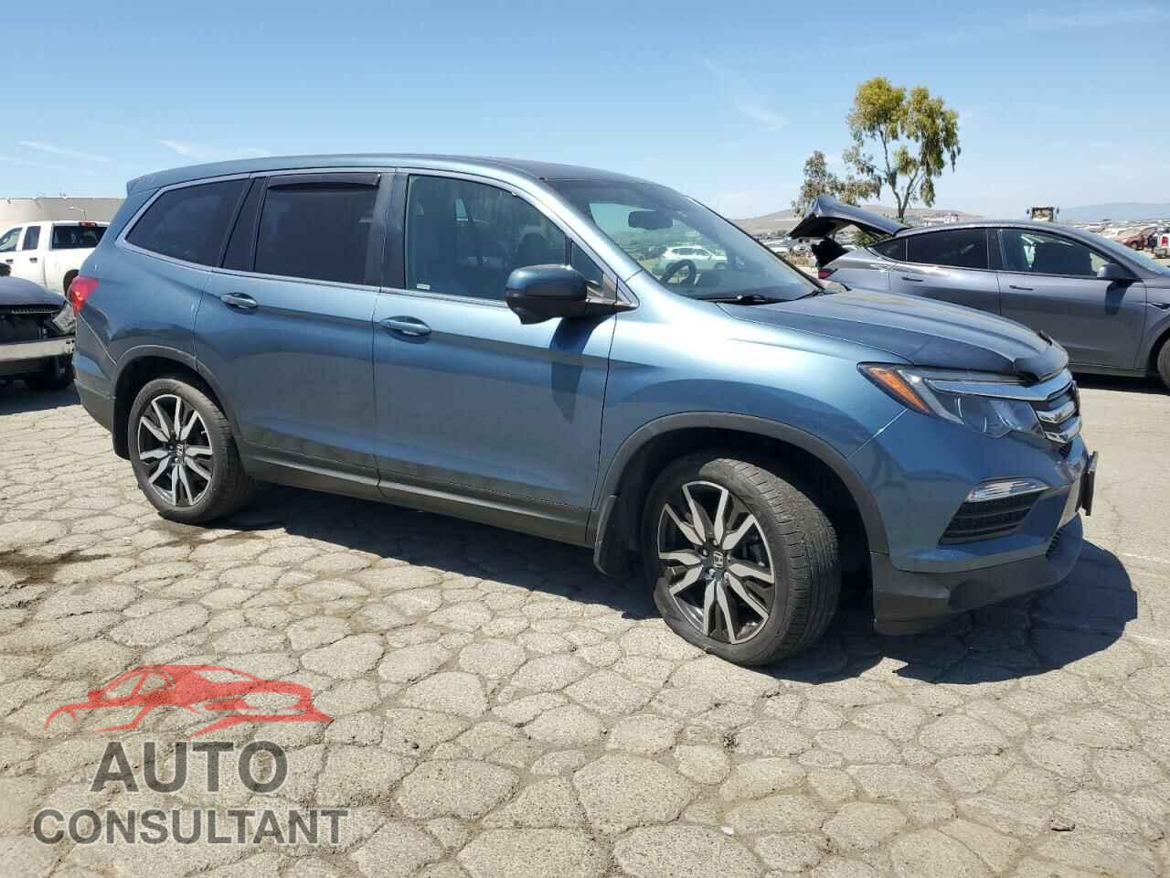 HONDA PILOT 2017 - 5FNYF6H60HB044011