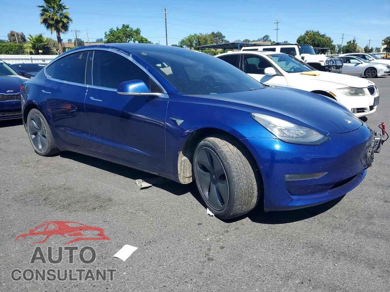 TESLA MDL 3 STD 2018 - 5YJ3E1EA2JF059253