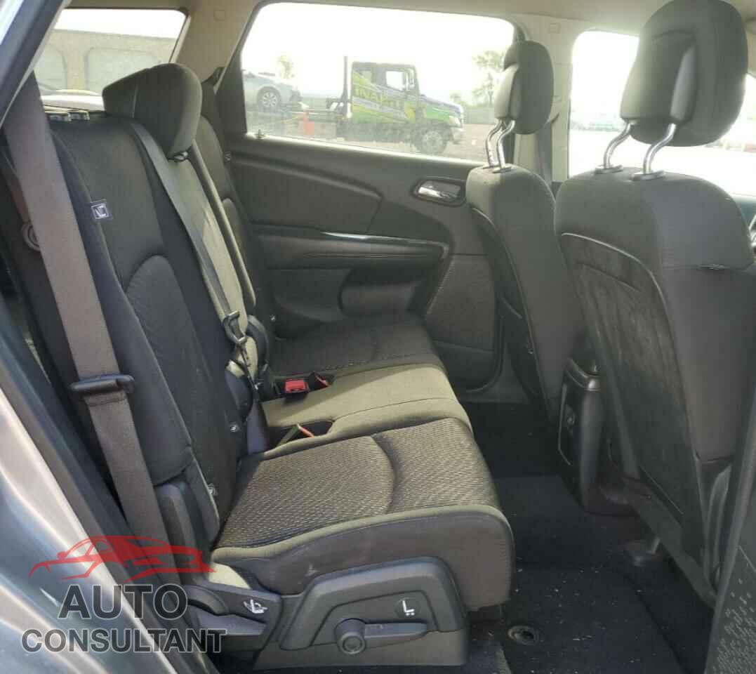 DODGE JOURNEY 2017 - 3C4PDCBG5HT526573