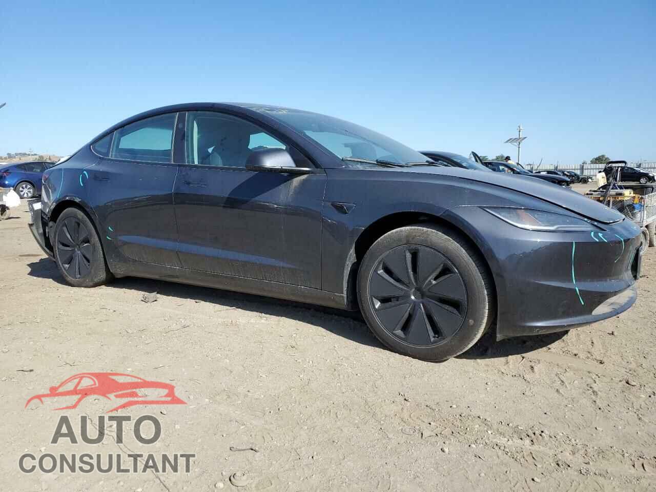 TESLA MODEL 3 2024 - 5YJ3E1EA8RF824803