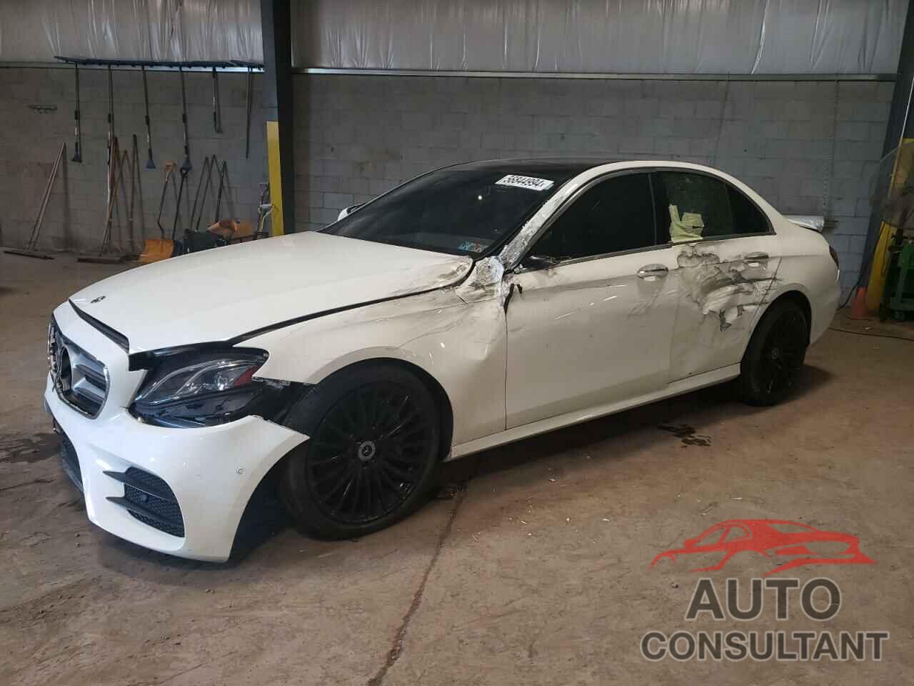 MERCEDES-BENZ E-CLASS 2019 - WDDZF4KB9KA640092