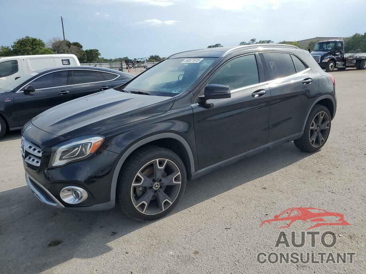 MERCEDES-BENZ GLA-CLASS 2019 - WDCTG4EB9KU019369