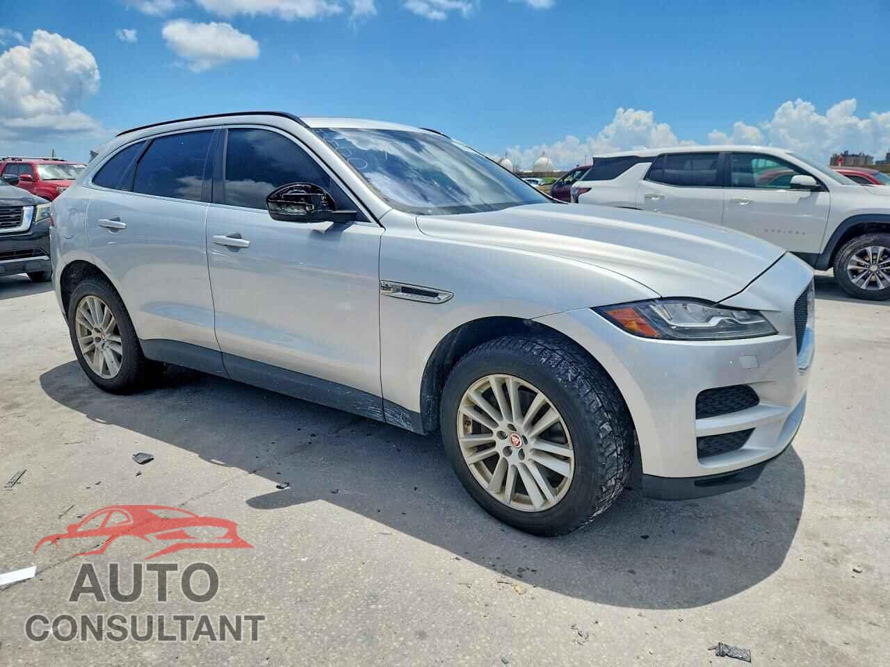 JAGUAR F-PACE 2017 - SADCK2BV1HA490048