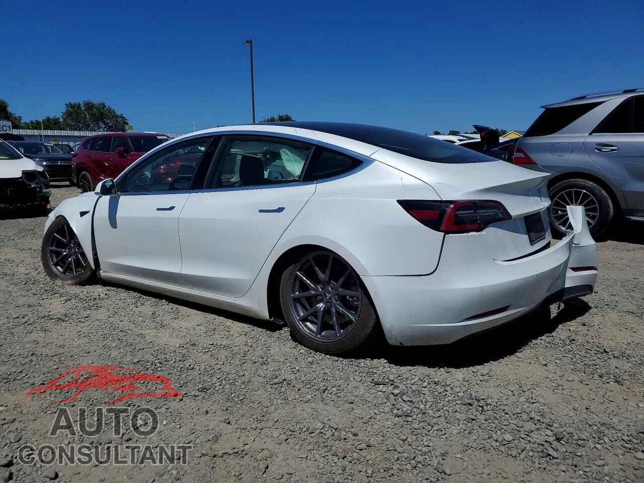 TESLA MODEL 3 2020 - 5YJ3E1EA2LF659676