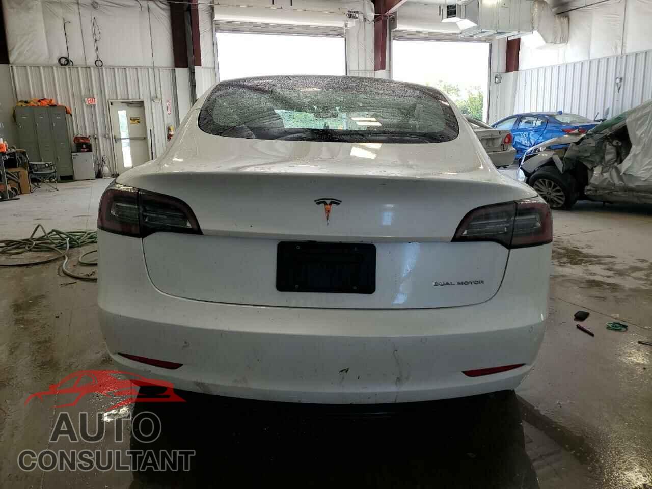 TESLA MODEL 3 2022 - 5YJ3E1EB7NF156463