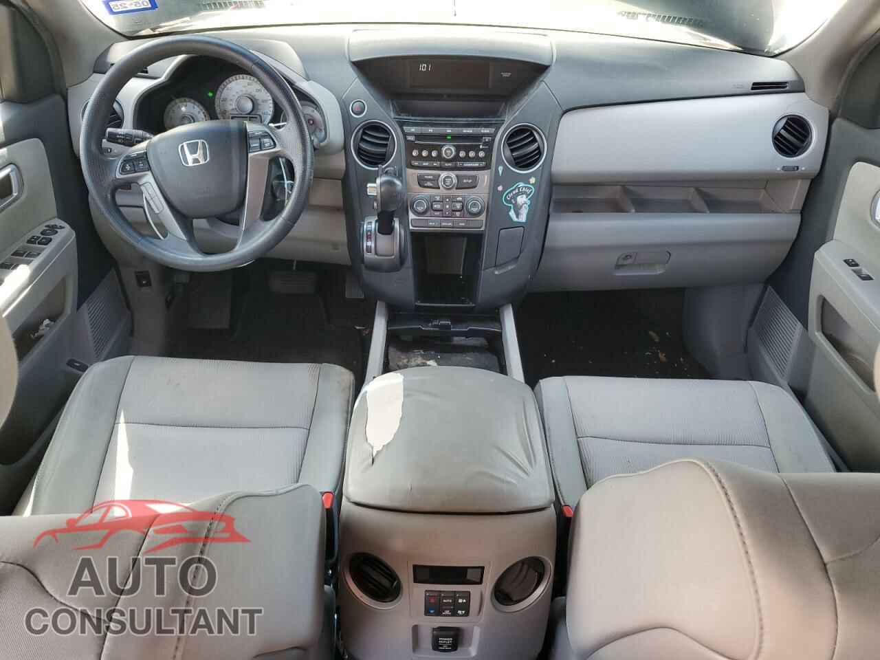 HONDA PILOT 2012 - 5FNYF3H48CB028760