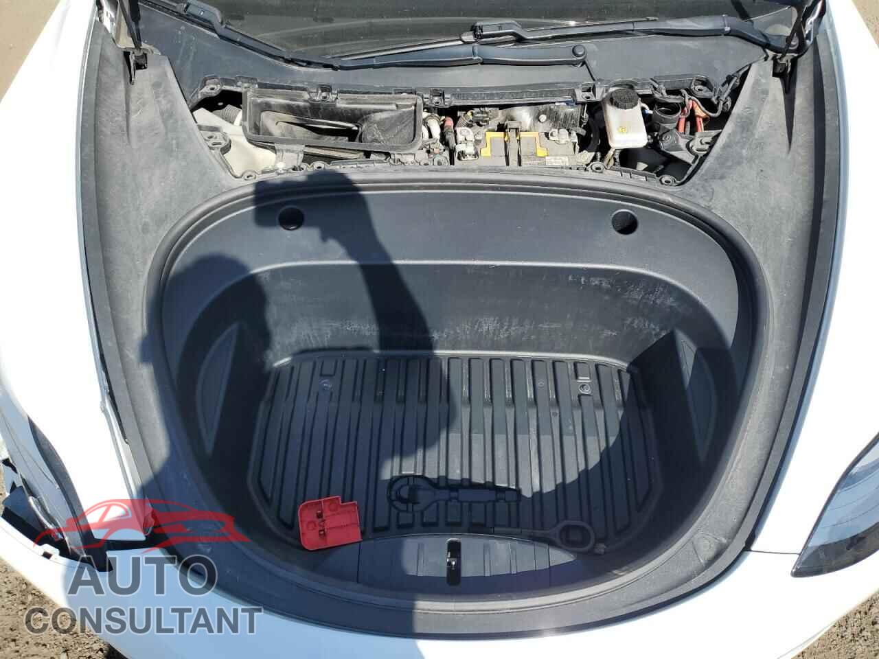 TESLA MODEL 3 2021 - 5YJ3E1EA0MF848733