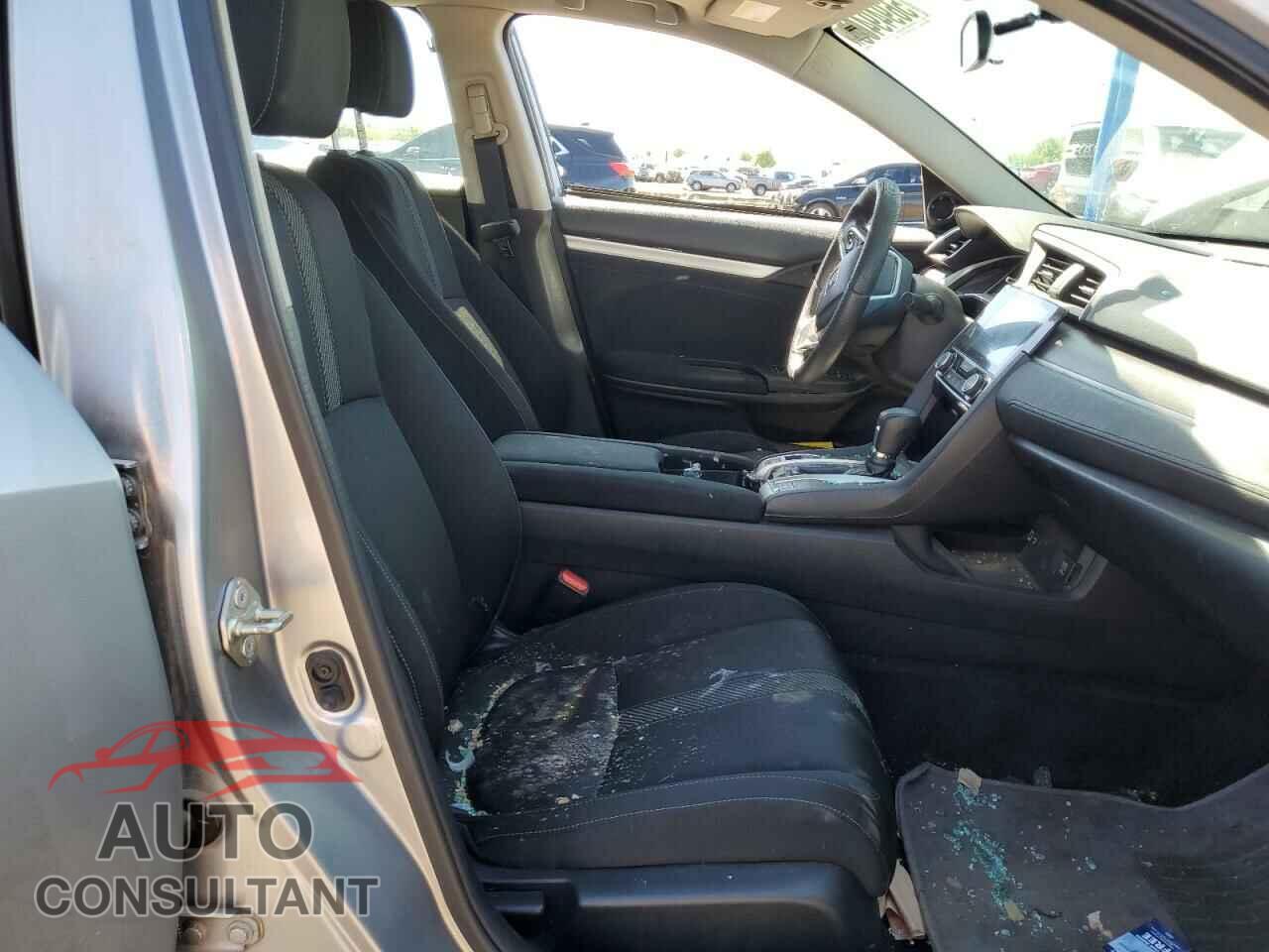 HONDA CIVIC 2017 - 19XFC2F77HE052231