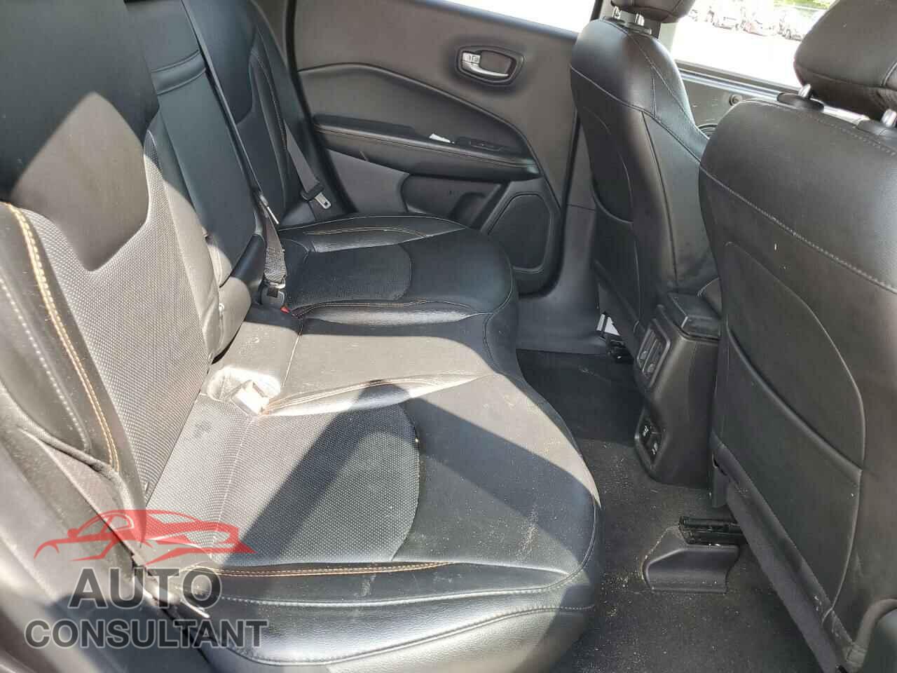 JEEP COMPASS 2019 - 3C4NJCCB3KT802159