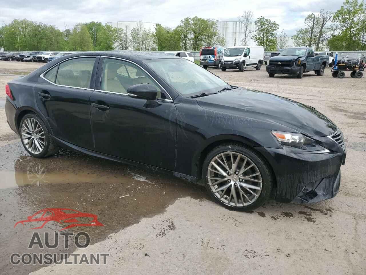LEXUS IS 2014 - JTHCF1D21E5000577