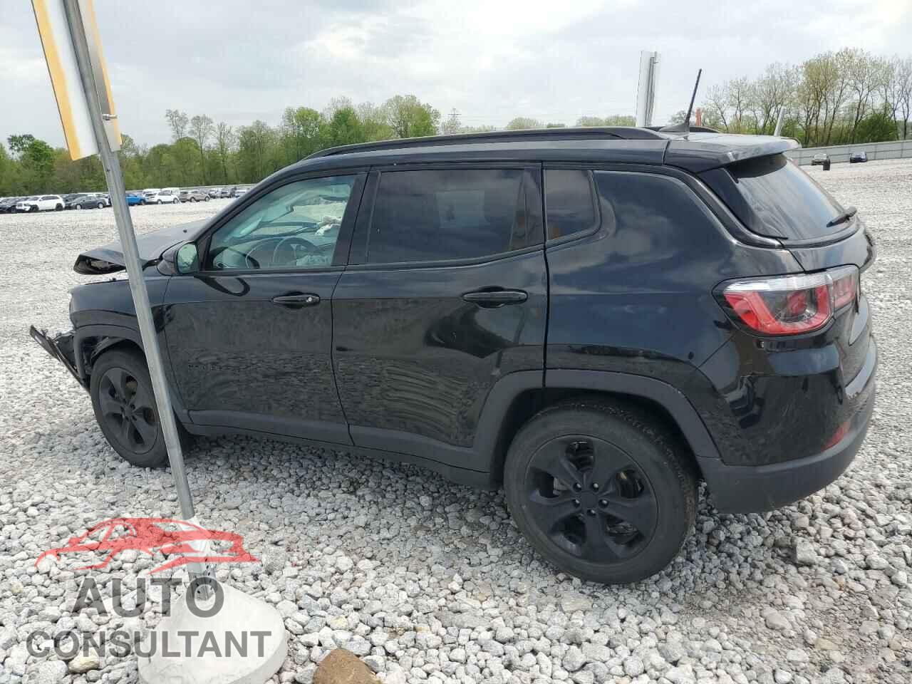JEEP COMPASS 2018 - 3C4NJCBB5JT327078