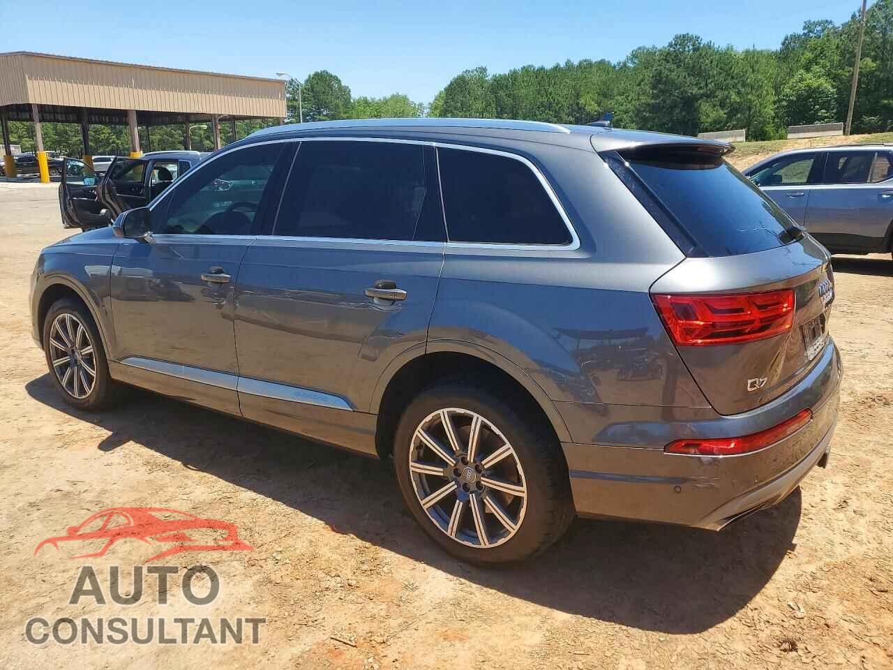 AUDI Q7 2019 - WA1LAAF74KD013733