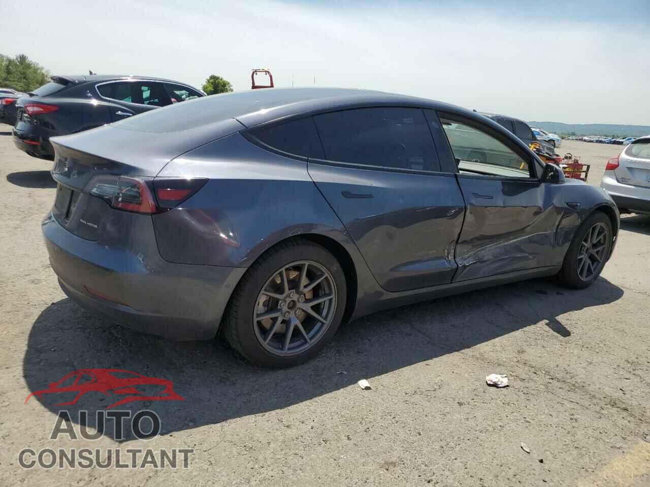 TESLA MODEL 3 2022 - 5YJ3E1EB7NF109045