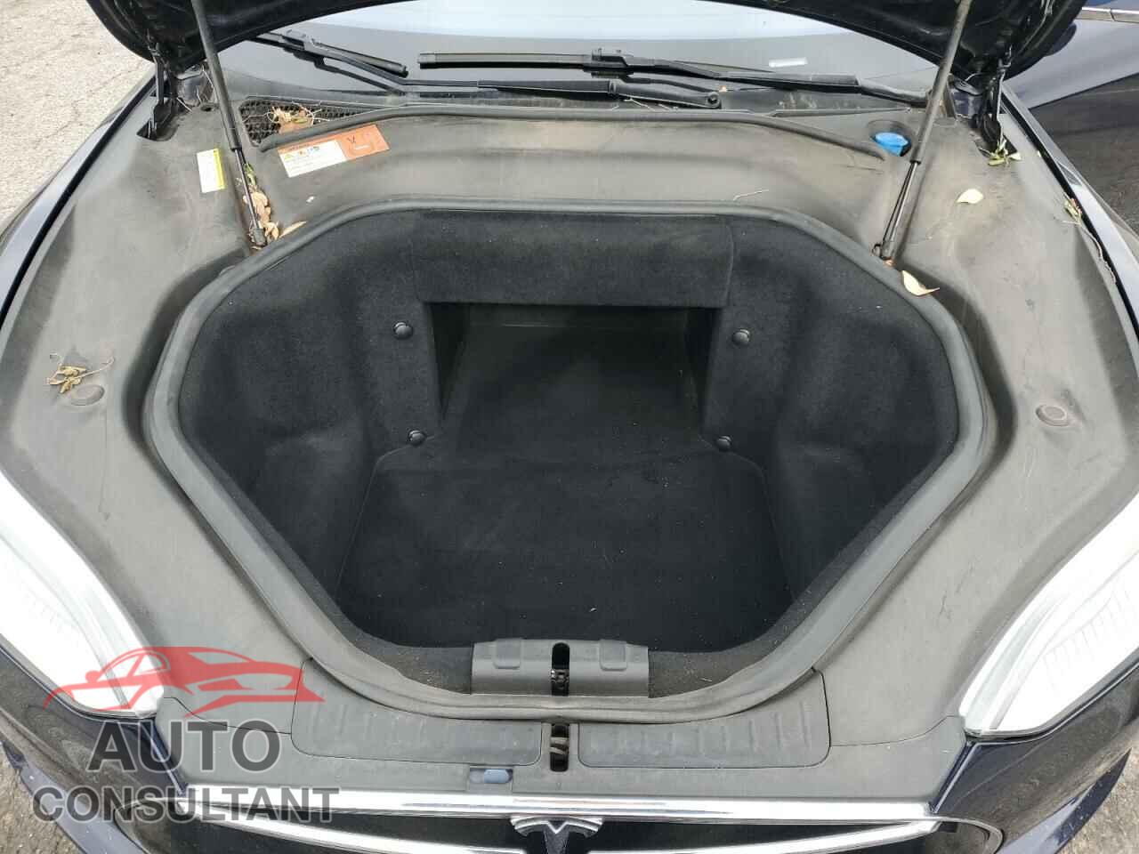 TESLA MODEL S 2014 - 5YJSA1H11EFP56096