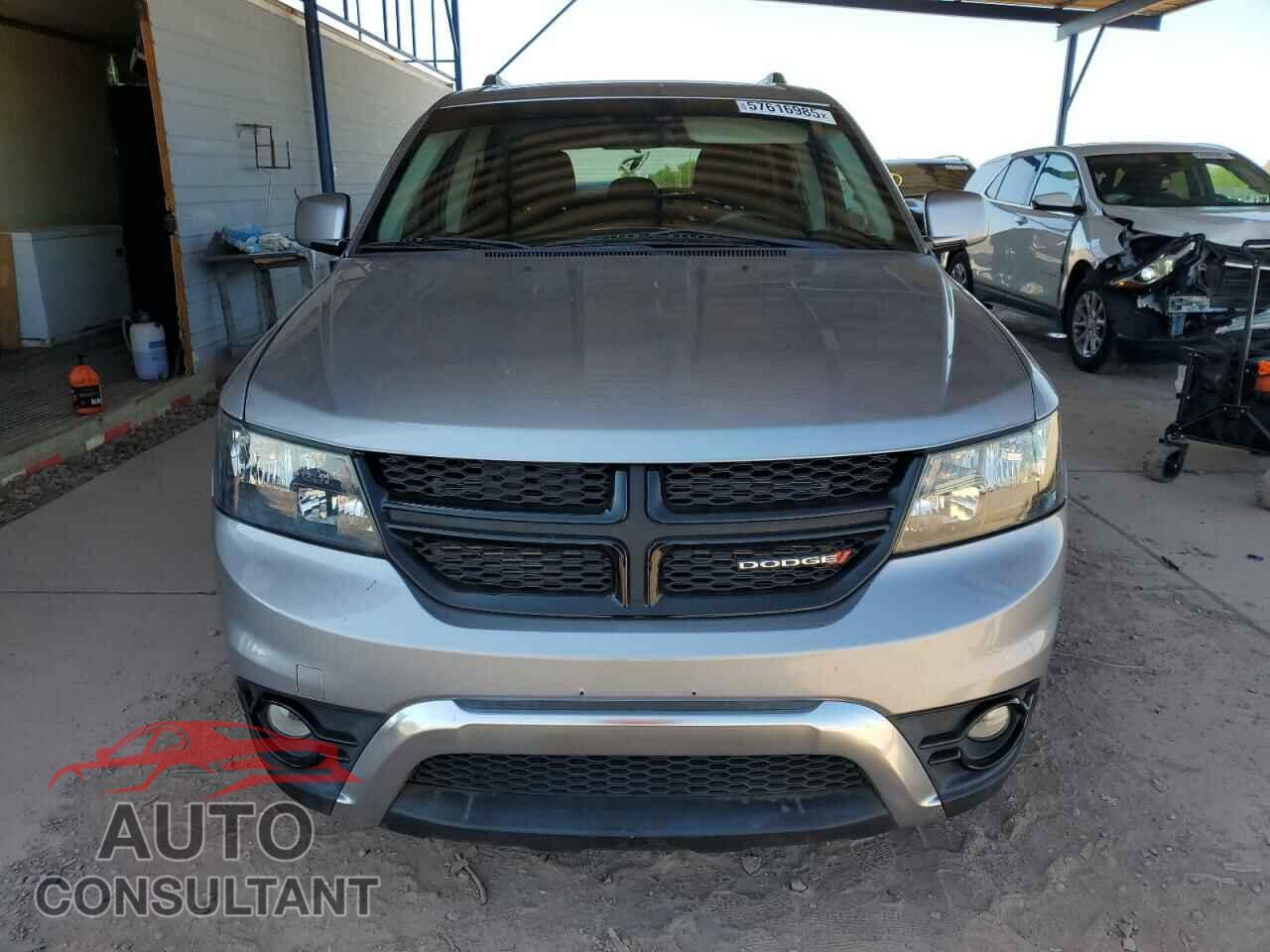 DODGE JOURNEY 2018 - 3C4PDCGG3JT379412