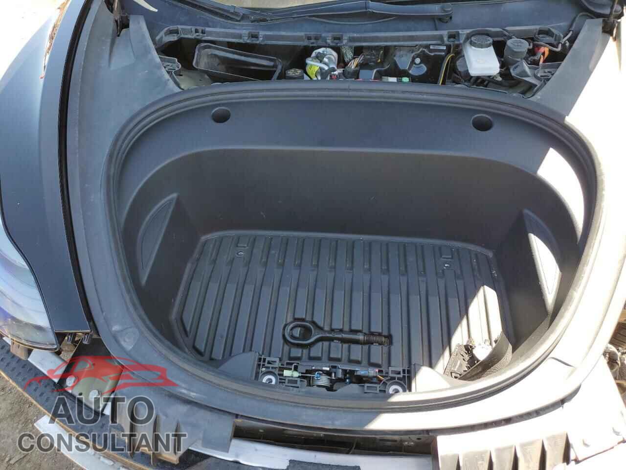 TESLA MODEL 3 2022 - 5YJ3E1EA0NF287029