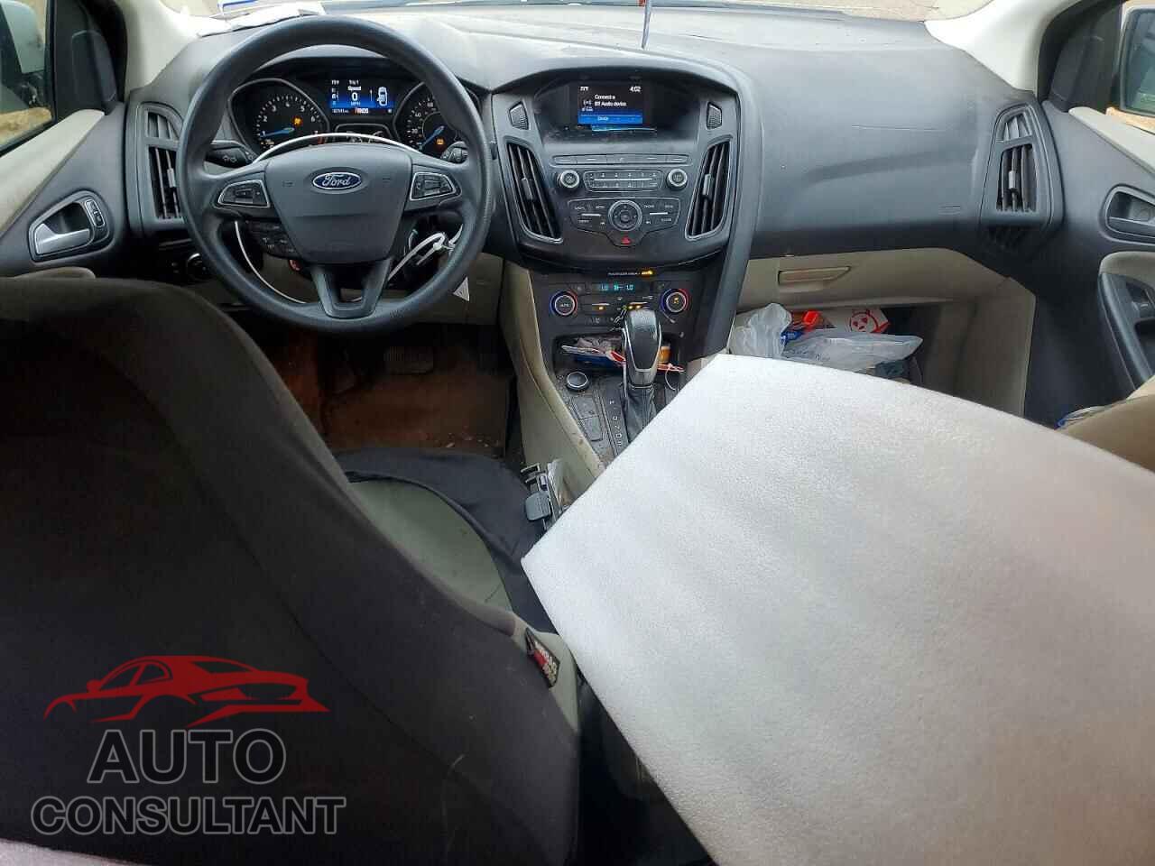FORD FOCUS 2018 - 1FADP3FE8JL222681