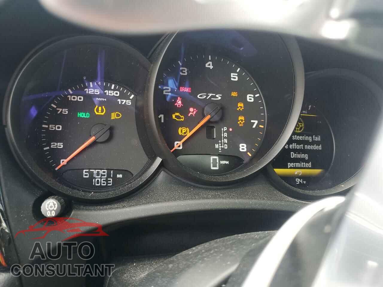 PORSCHE MACAN 2018 - WP1AG2A59JLB60916