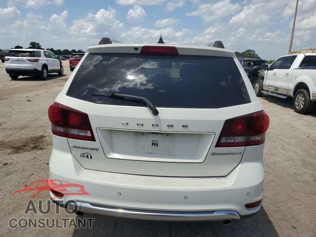 DODGE JOURNEY 2015 - 3C4PDCGG3FT752634